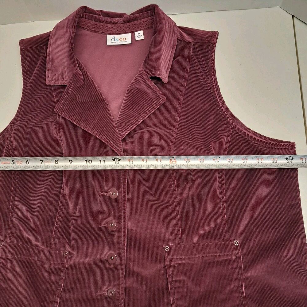 Denim & Co Burgundy Corduroy Button Up Vest Women's 1X - Picture 6 of 7